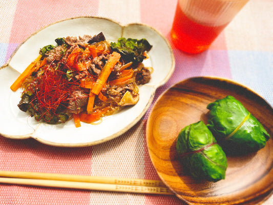 [Lunch Timeに] 人参たっぷりチャプチェ&スイスチャードおにぎり リモートワークの合間にも手軽に作れる！